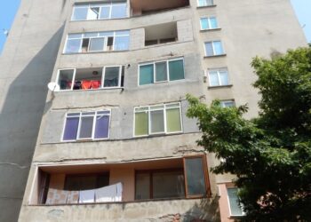 Започва санирането на блок в Троян