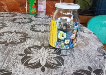 Жълти стотинки в буркан помагат на болни деца