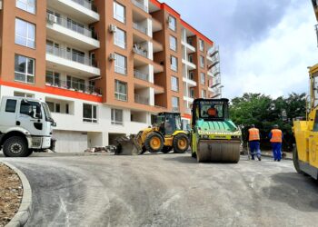 Строят 6 нови улици в два търновски квартала