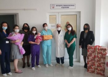 Количка за първото бебе в Момчилград