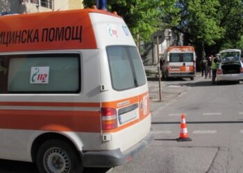 Ядосана съпруга прати 77-годишния си мъж в болница
