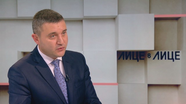 Горанов: Касовата бележка за горивото ще показва надценката
