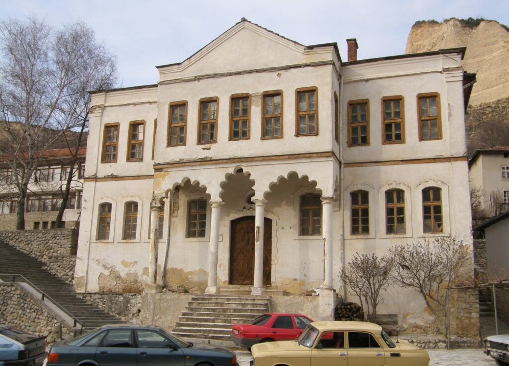 Рушащият се турски конак в Мелник става модерен музей 1 22 12