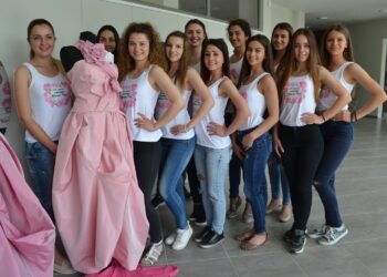 Уникални рокли за Царица Роза 2018 и подгласничките й