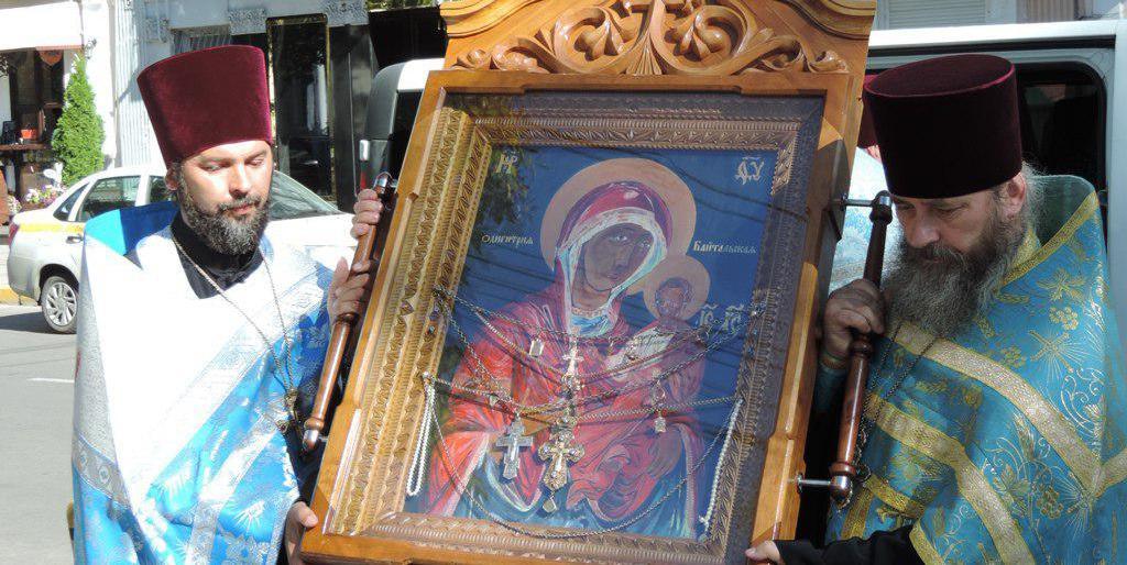 Варна посреща чудотворна икона на Богородица 1 22 икона