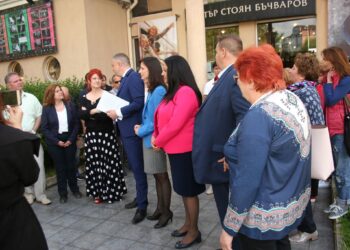 Ремонтират първата театрална сграда във Варна