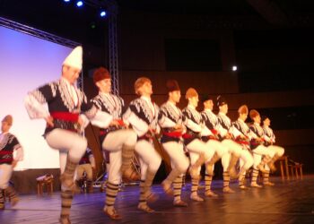 4000 варненци на крака пред „Осмото чудо“