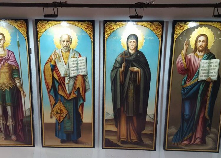 Икони на 130 години показват в Бяла Слатина 1 24294381 1538327862912067 5341218731141515213 n