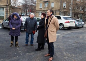 Откриха ремонтираната ул. “Стримон” в Перник 