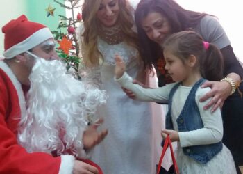 Дядо Коледа посети Центъра за ранно детско развитие в Шумен