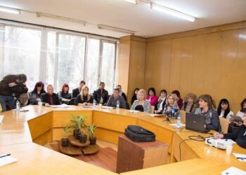 296 перничани в програма за хора в неравностойно положение