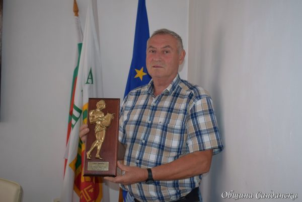 Самодейци от Катунци с награда „Златен Орфей” 1 2DSC 0742