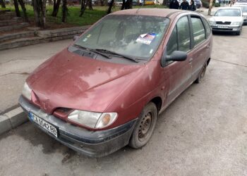Районните кметове махат стари коли до месец