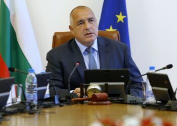 Борисов: С държавни пари ще се направи ново трасе на водопровода в Перник
