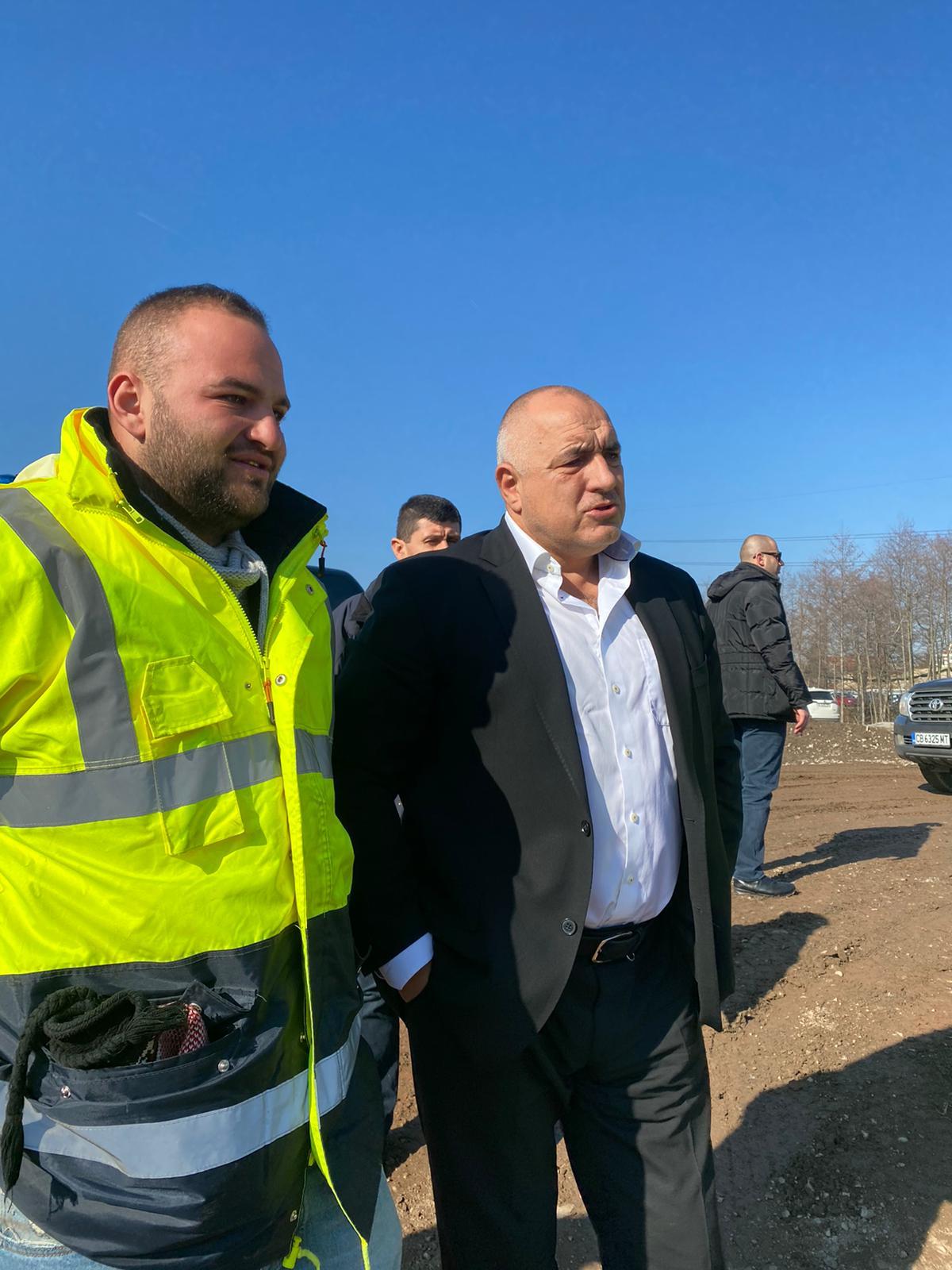 Борисов: Няколкостотин километра ливади сме ги направили магистрали