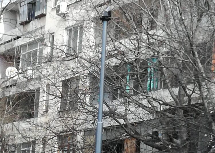 Силният вятър доведе до множество аварии в Пловдив 1 3 96