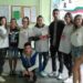 Съученици помагат на абитуриент без дом