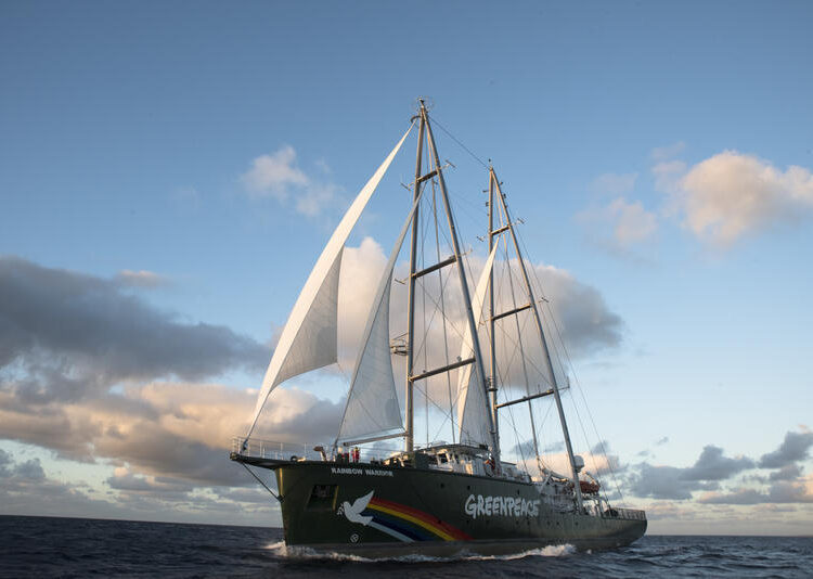 Rainbow Warrior акостира във Варна и Бургас 1 38aa1a5e 7ee2 46eb 949d d6fa3866de79