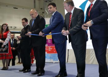 Борисов в Димитровград: Искаме високи заплати за квалифицираните ни работници