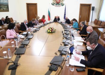 Още 40 млн. отиват за туризъм и транспорт