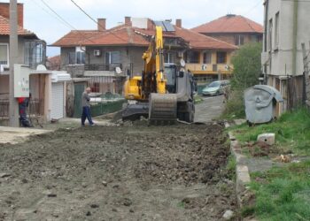 Ремонти по 22 улици в Карнобат