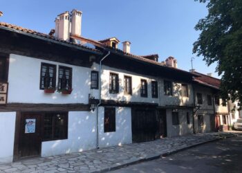 Емблематична къща в Разлог е с нов покрив