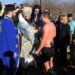 Александър хвана кръста в София, дарява наградата на болни деца (снимки)