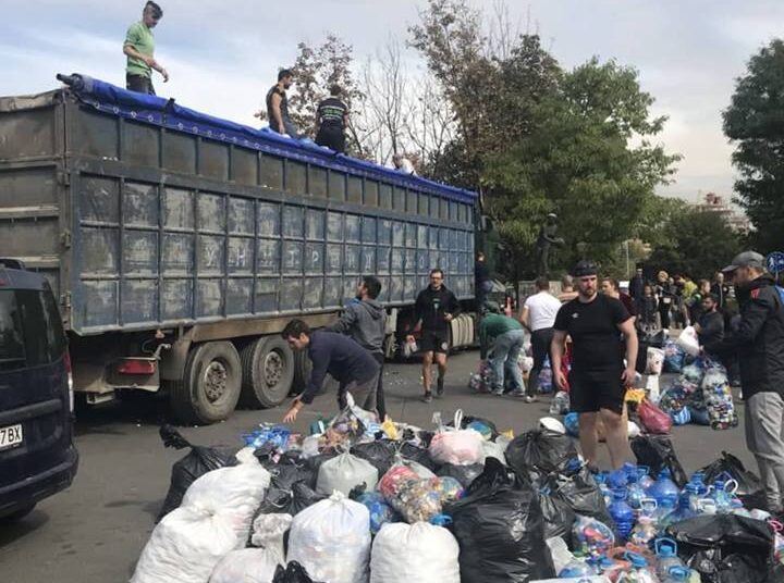 Стотици софиянци предават капачки за кувьози 1 42727690 243835602971286 5228651348873969664 n