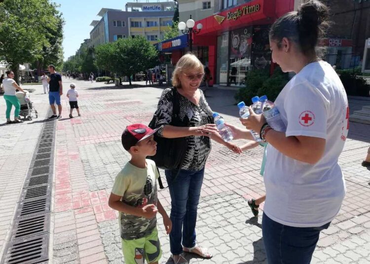 Раздават безплатна минерална вода във Враца 1 456 1