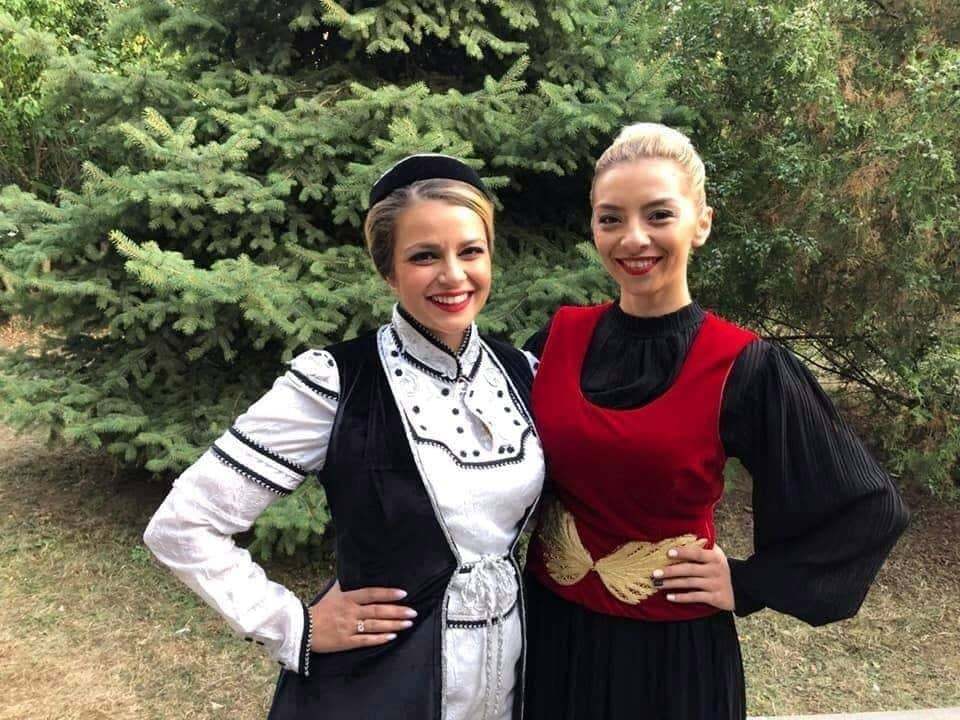 Дъщерята на Николина Чакардъкова пее за празника на район „Младост“ 1 4 младост