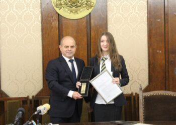 Успех! Наш дунавски град е домакин на Световното по драконови лодки