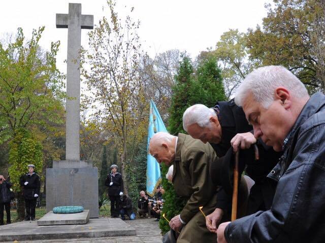 Варненци почетоха загиналите във войните 11 Варненци почетоха загиналите във войните