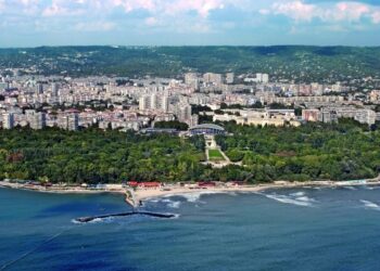 Варна №1 по финанси сред общините, Девня е трета