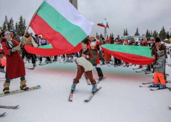 Ски спускане с носии на 3 март в Пампорово