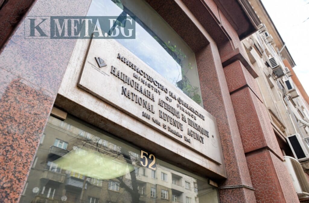 Трети плевенчанин спечели телефон от лотарията на НАП 2 57786714 5dcd 051f 1