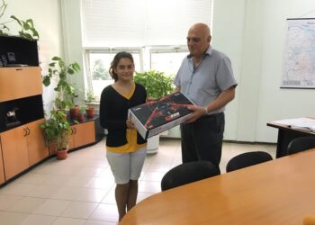 Ученичка спечели дрон от игра на НАП