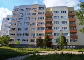 В Разград стартира санирането на 6 блока