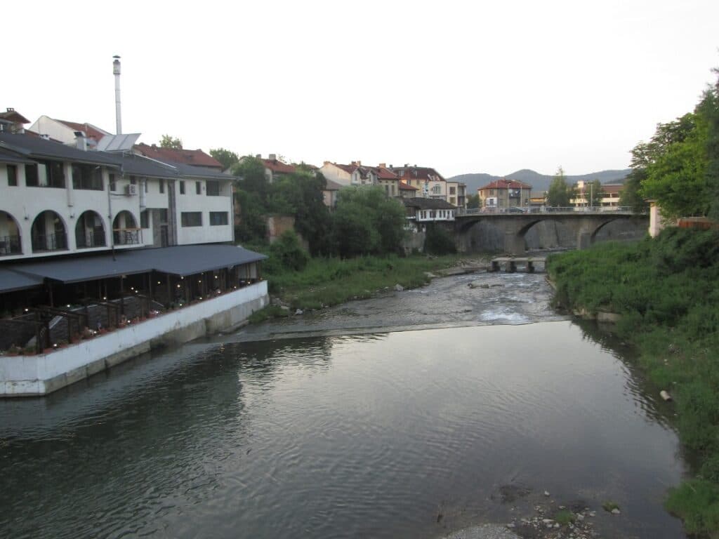 59bec770 275a 0400