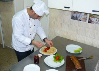 Обучават готвачи задочно в Търговище