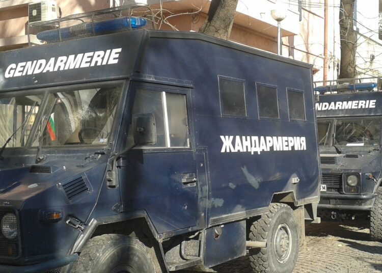 Англичанин благодари на жандармеристи, открили откраднатите му пари и вещи 1 59bec770 de48 4993
