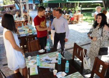 Наши и чужди студенти ще учат туризъм в Банско