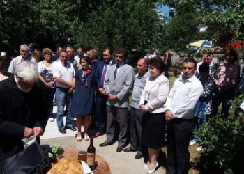 Пожарникарите в Пернишко отбелязаха Илинден с водосвет