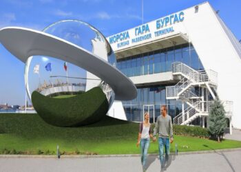 Издигат планетариум на метри от морето в Бургас