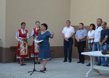Откриха официално първите два санирани блока в Ивайловград