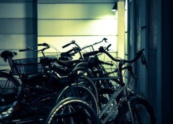 Liege offers 650 free light kits for your bikes