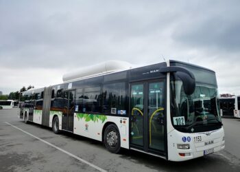 Пуснаха 20 нови автобуса по линия 11