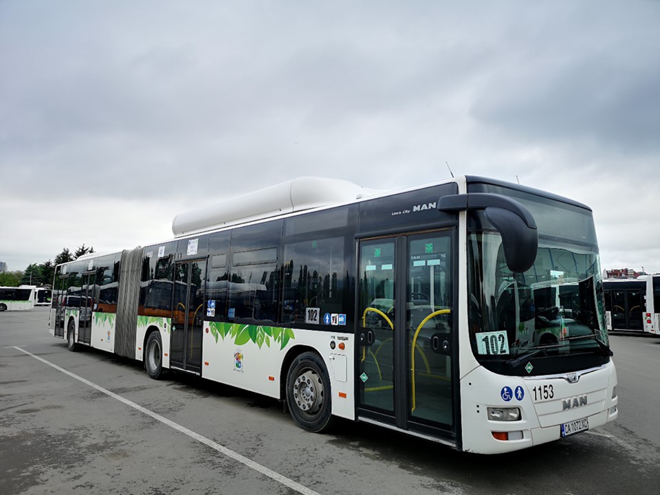 Пуснаха 20 нови автобуса по линия 11