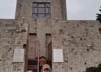 Григор Димитров се прибра у дома
