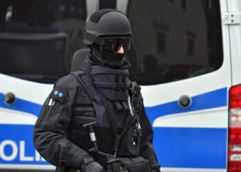 Атака в Хамбург, един убит и няколко ранени