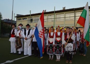 Ансамбъл “Веселие” прослави Симитли в Сърбия и Босна